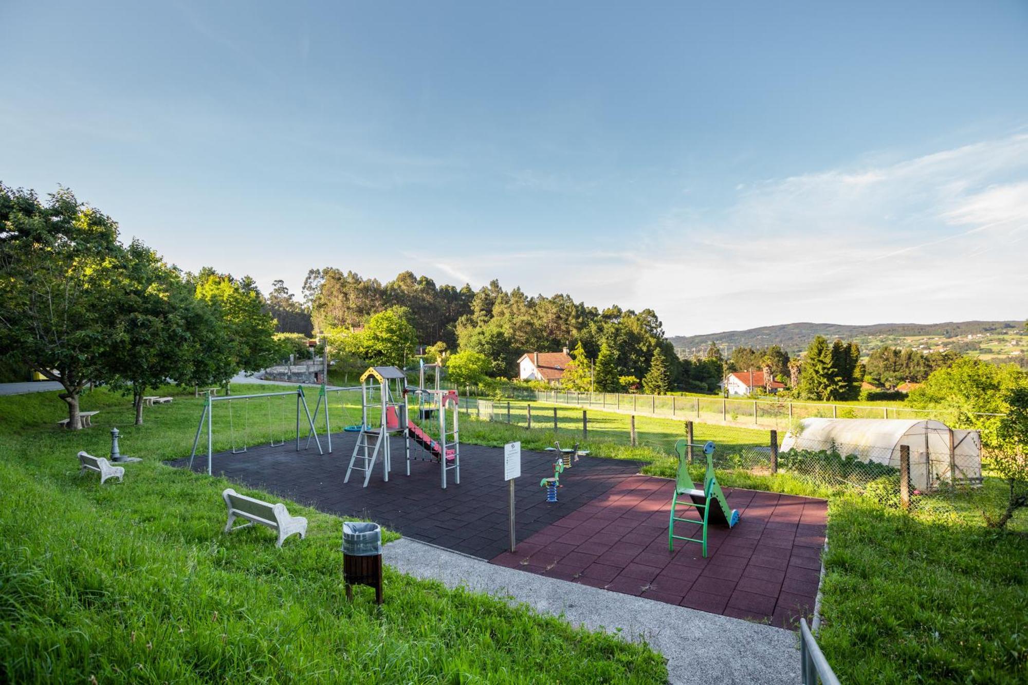Villa con piscina y jardín, Santiago de Compostela Teo Exterior foto